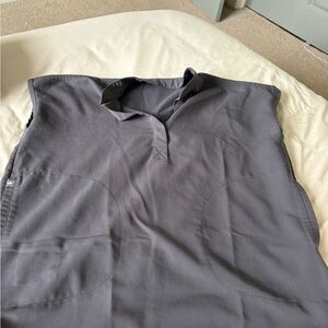 Figs rafaela charcoal scrub top